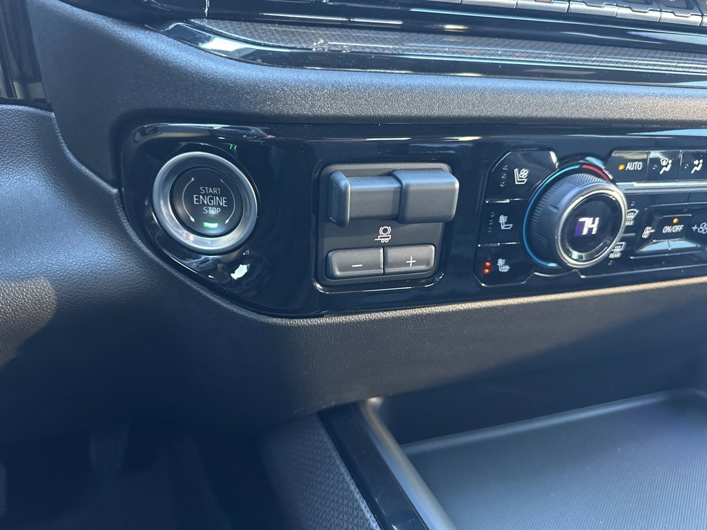 Certified 2024 Chevrolet Silverado 2500 ZR2 w/ Technology Package image 5