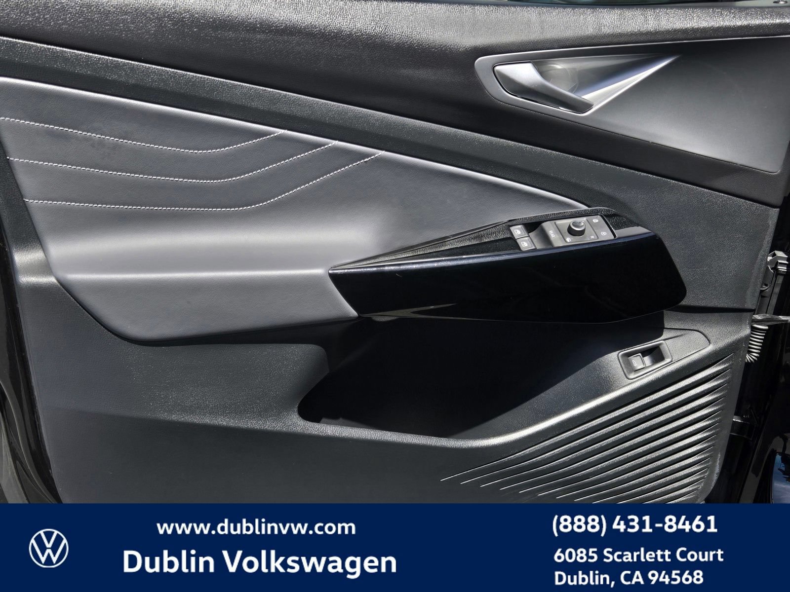 Used 2023 Volkswagen ID.4 Pro S RWD image 10