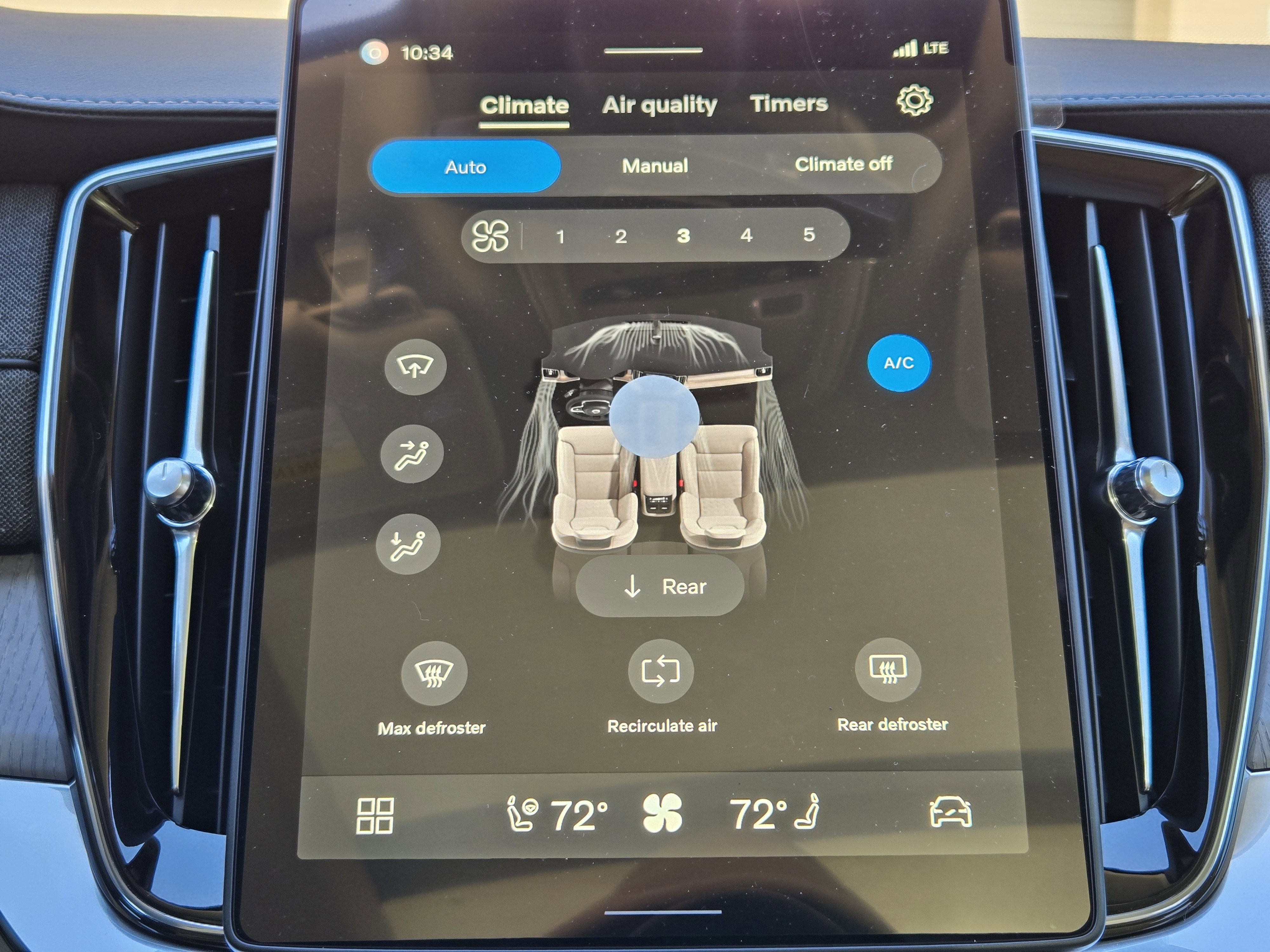 New 2026 Volvo XC90 B6 Ultra image 21