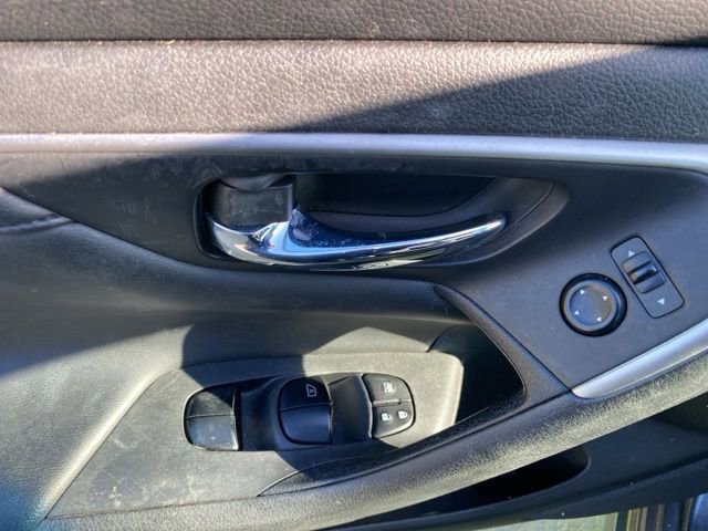 Used 2015 Nissan Altima 2.5 S w/ Power Driver Seat Package FWD image 13