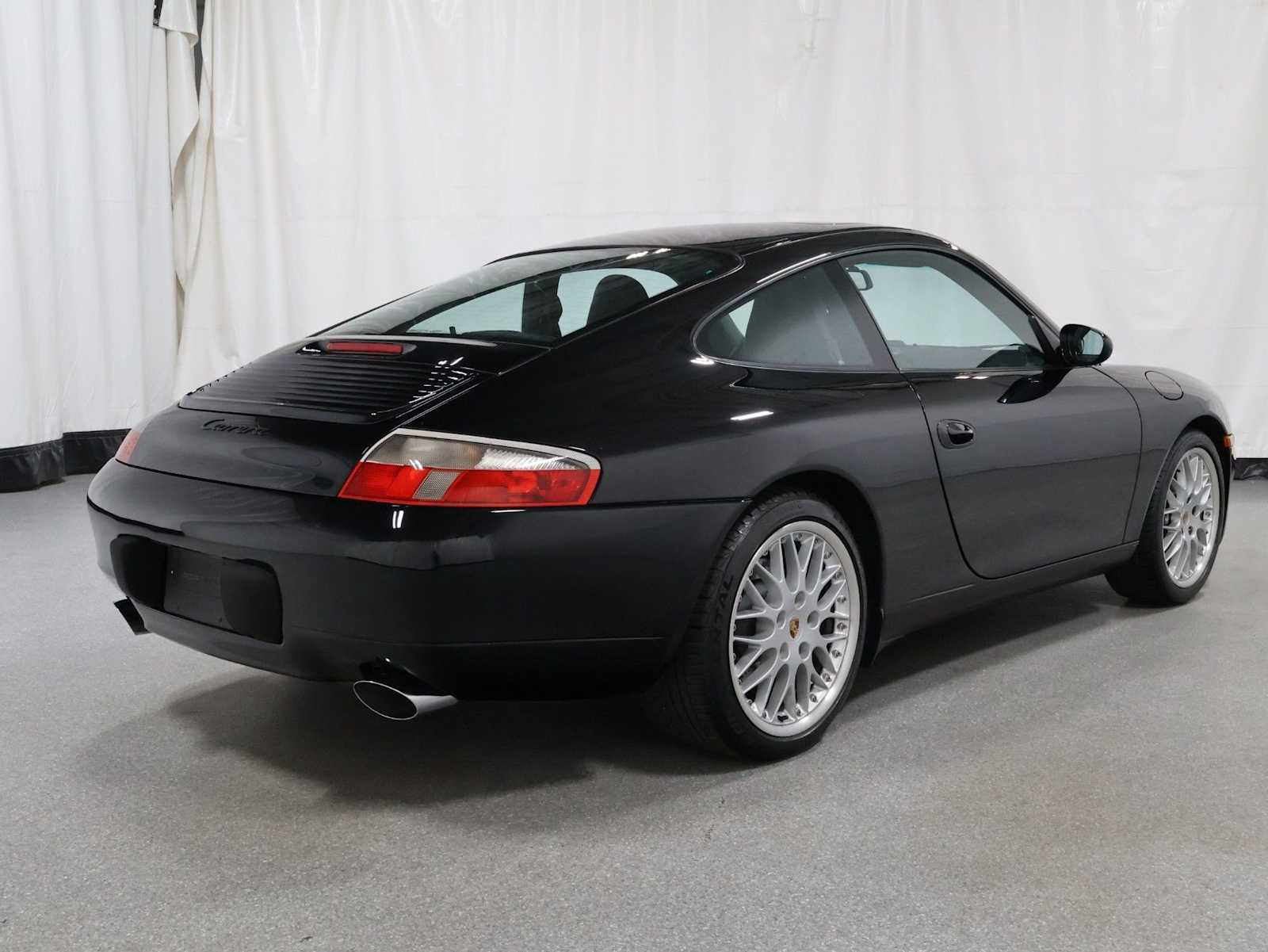 Used 2001 Porsche 911 Carrera 4 AWD/4WD image 9