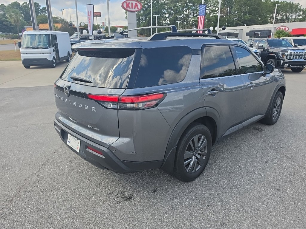 Used 2022 Nissan Pathfinder SV AWD/4WD image 7
