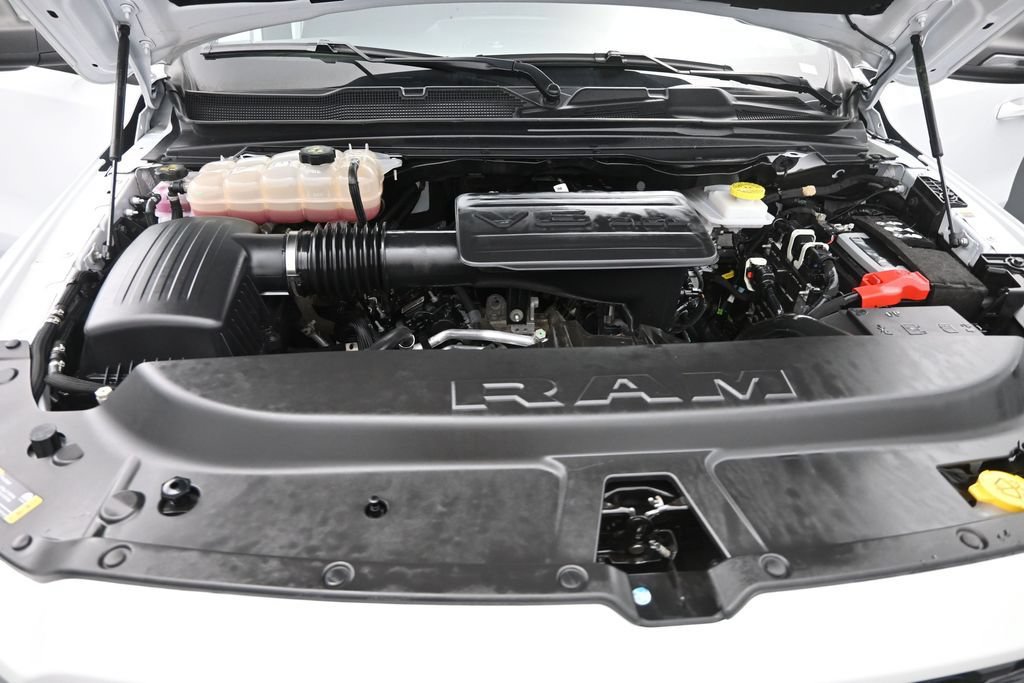 Used 2025 RAM 1500 Big Horn AWD/4WD image 37