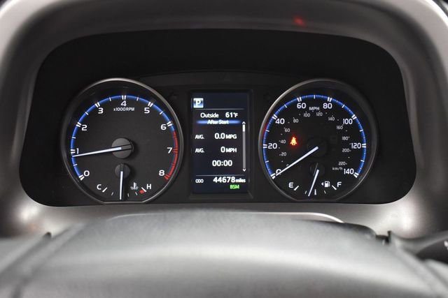 Used 2018 Toyota RAV4 XLE AWD/4WD image 7