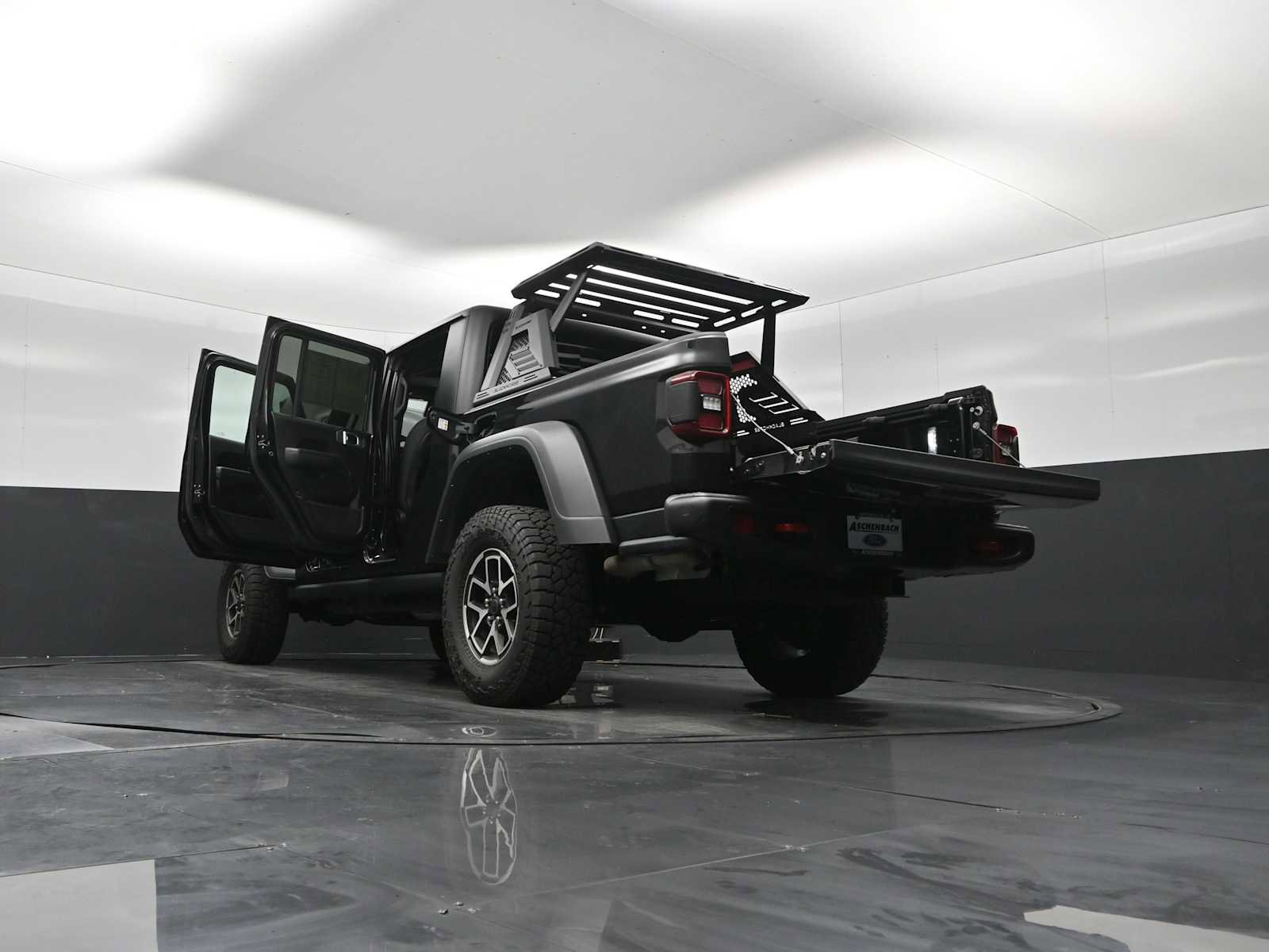 Used 2024 Jeep Gladiator Rubicon w/ Convenience Group image 36