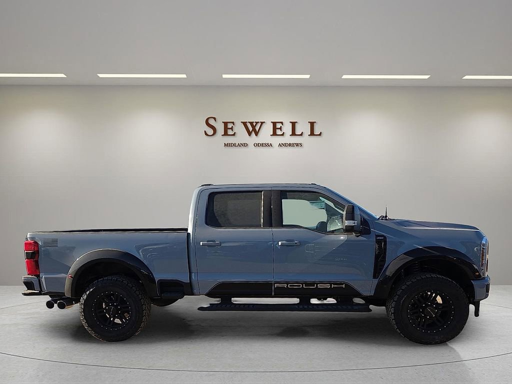 New 2026 Ford F250 Lariat w/ Black Appearance Package image 5