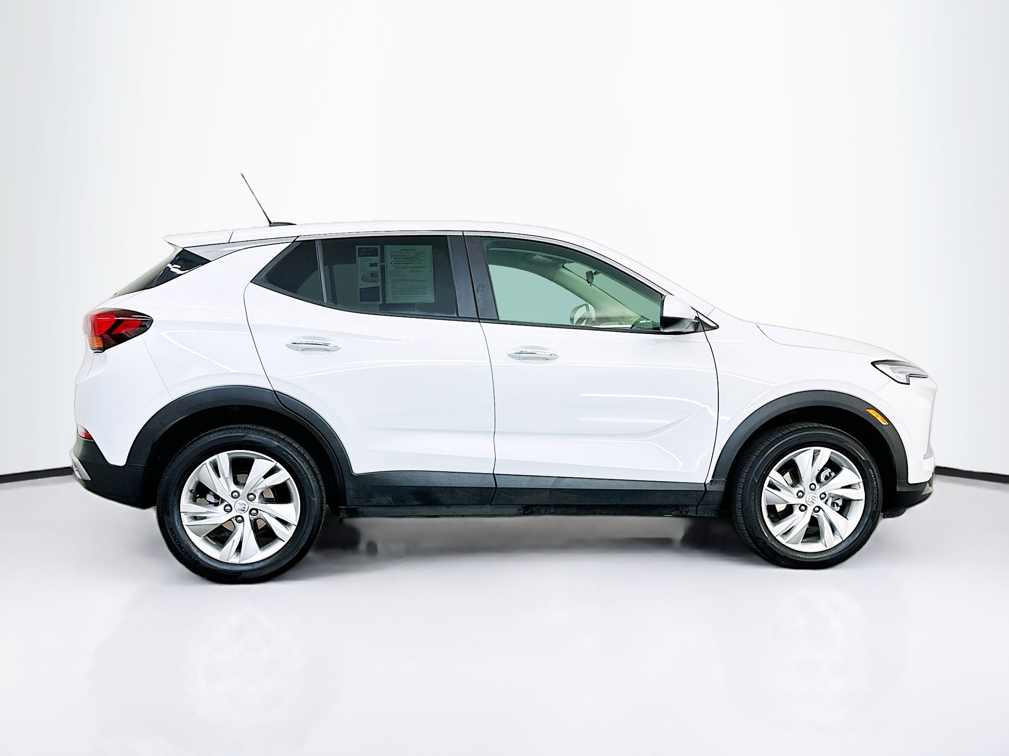 Used 2025 Buick Encore GX Preferred image 10