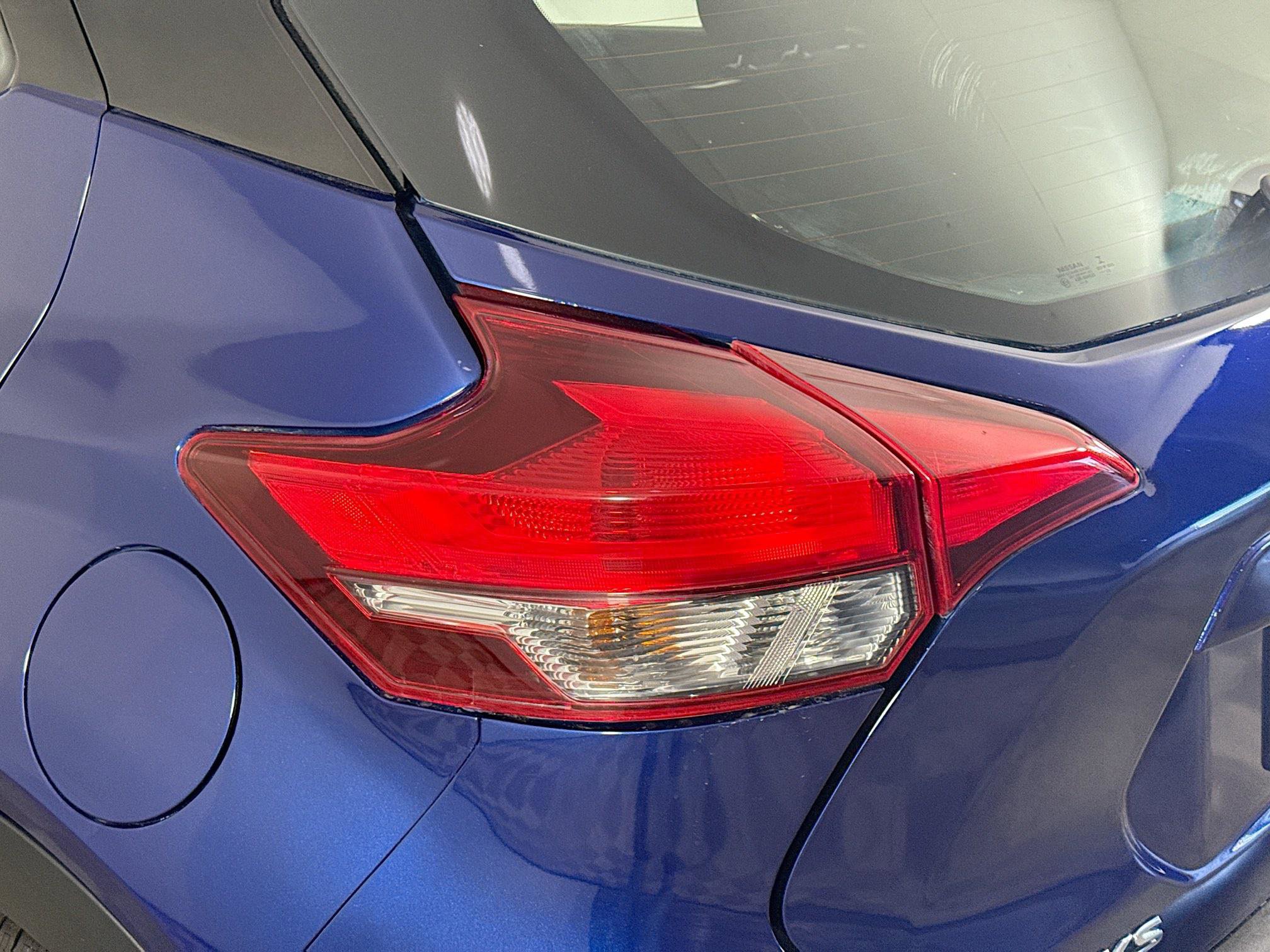 Used 2018 Nissan Kicks SV image 36