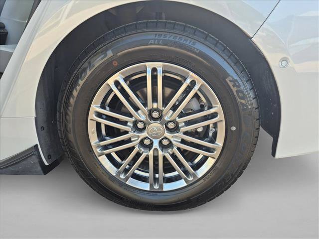 Used 2021 Toyota Prius Prime Limited FWD image 24