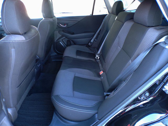 Used 2020 Subaru Outback Premium image 11