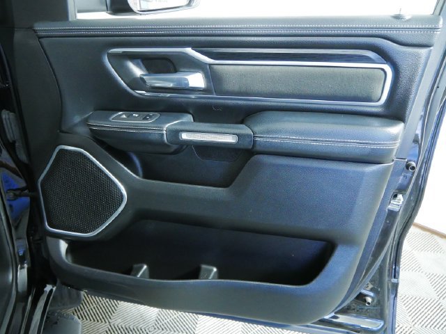 Used 2023 RAM 1500 Laramie AWD/4WD image 14
