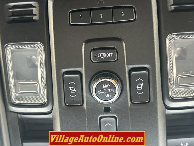 Used 2021 Chevrolet Suburban High Country w/ Premium Package AWD/4WD image 23