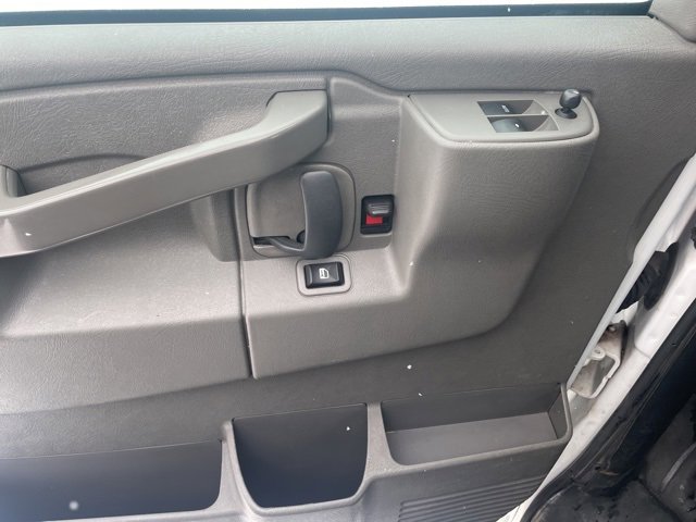 Used 2023 Chevrolet Express 3500 Work Van w/ Driver Convenience Package image 13