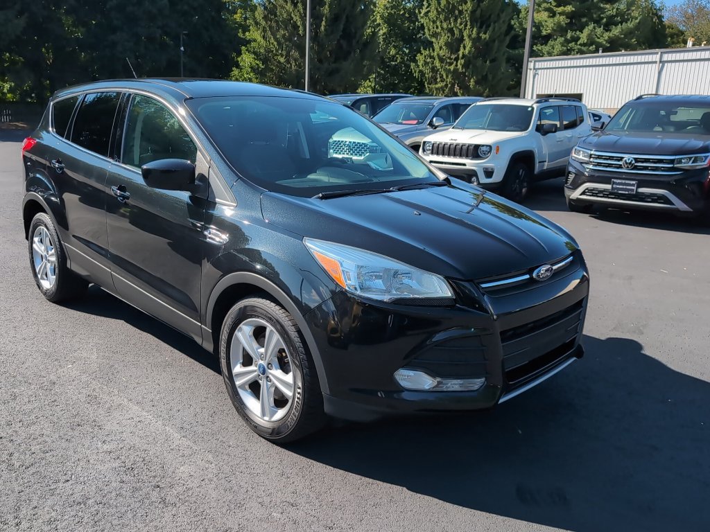 Used 2014 Ford Escape SE FWD image 2