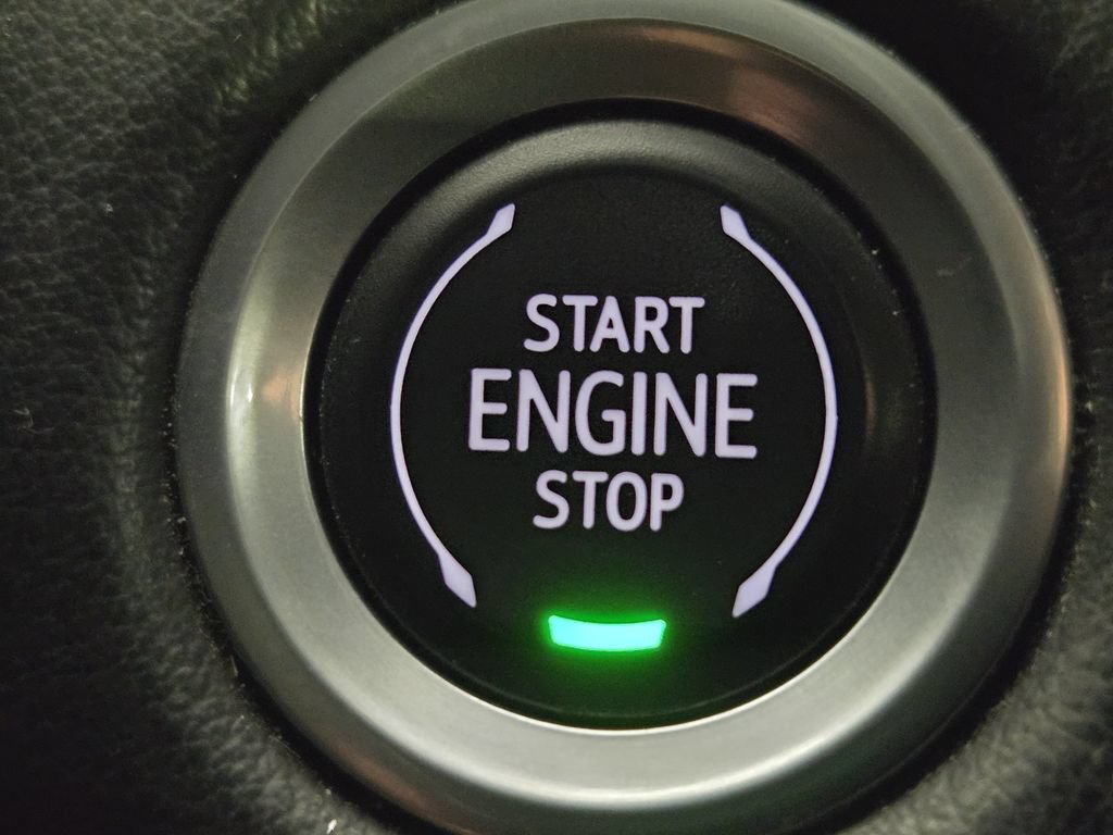 Used 2021 Chevrolet Suburban Z71 AWD/4WD image 22