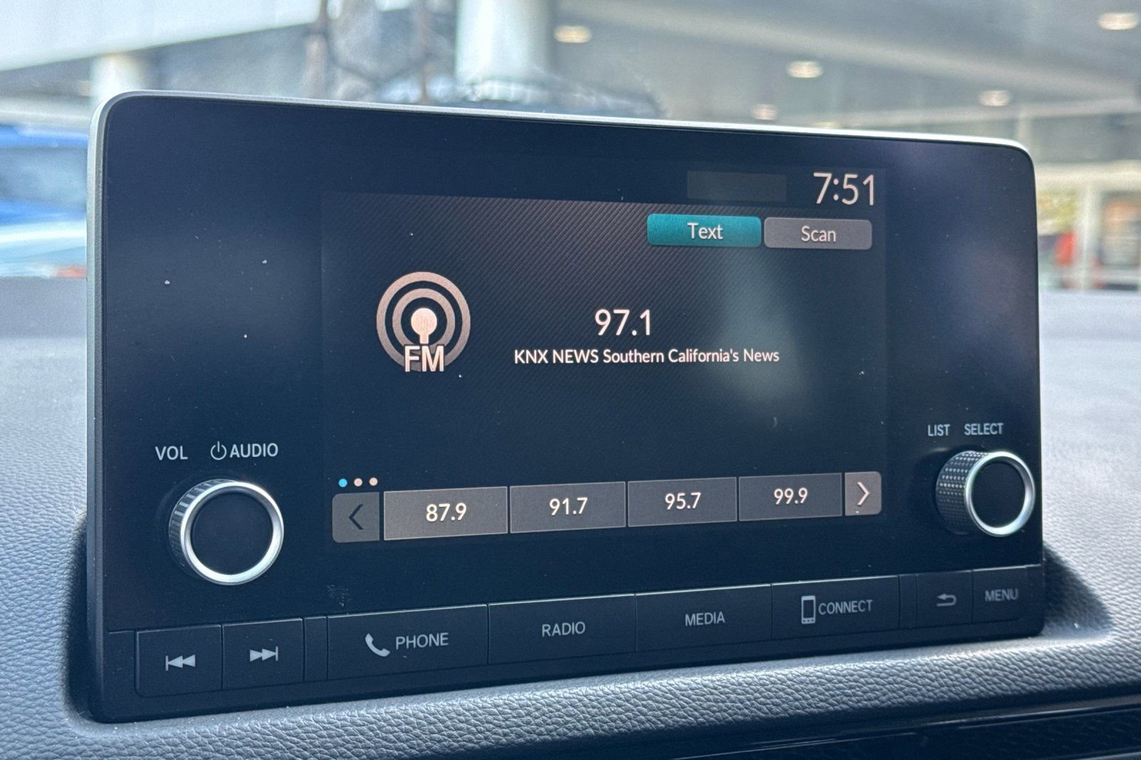 Used 2023 Honda Civic EX image 17