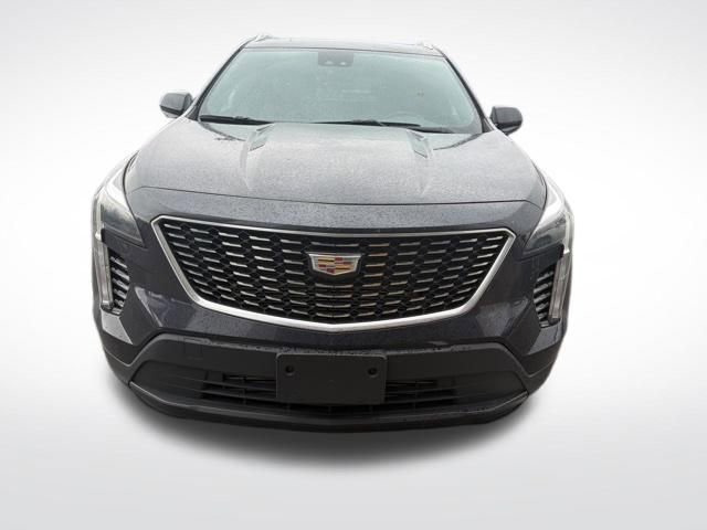 Used 2023 Cadillac XT4 Luxury w/ Cold Weather Package image 13