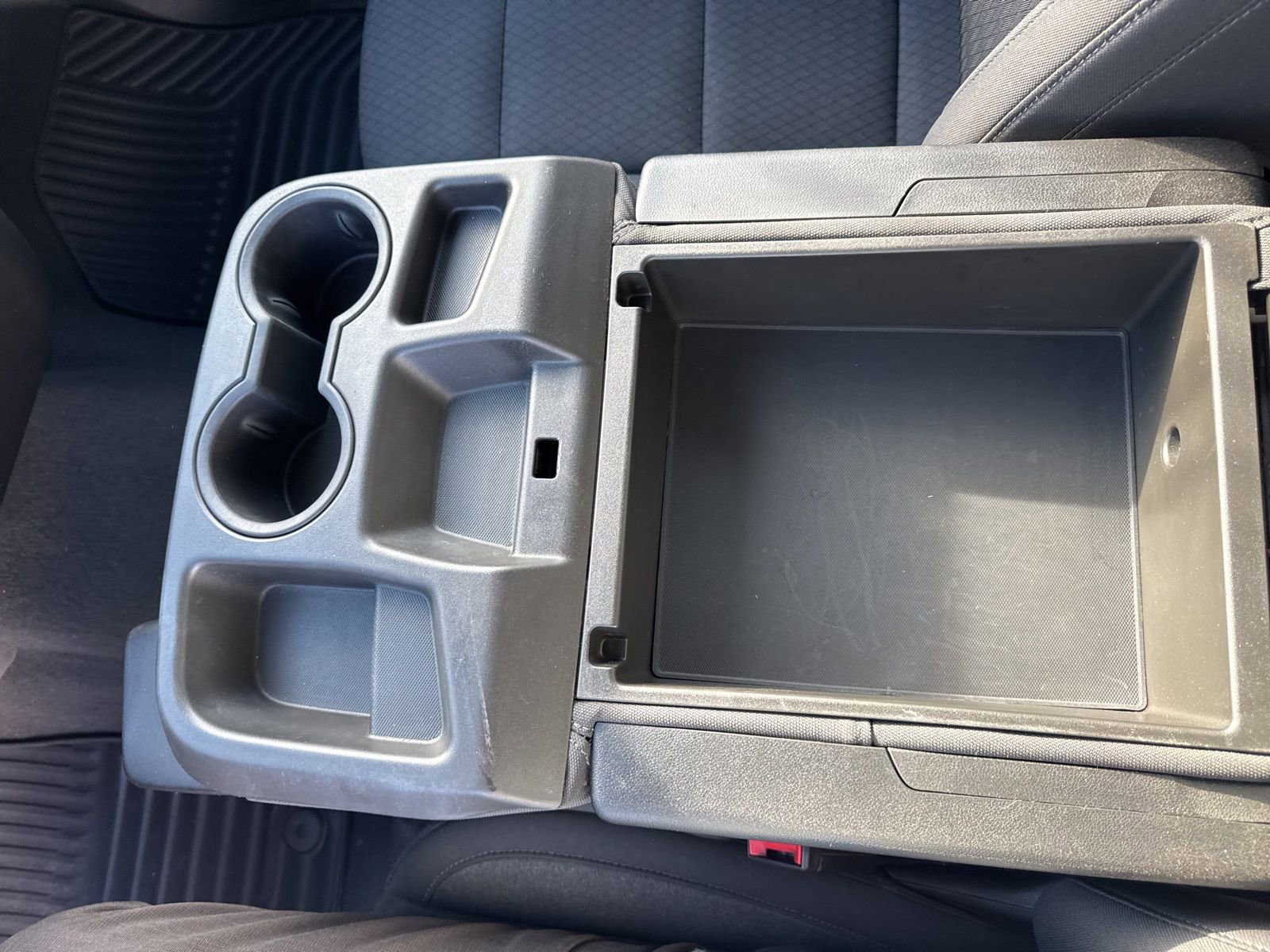 Used 2022 Chevrolet Silverado 1500 LT image 28