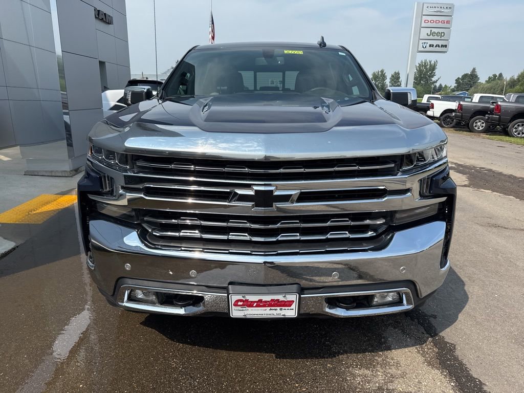 Used 2022 Chevrolet Silverado 1500 LTZ image 3