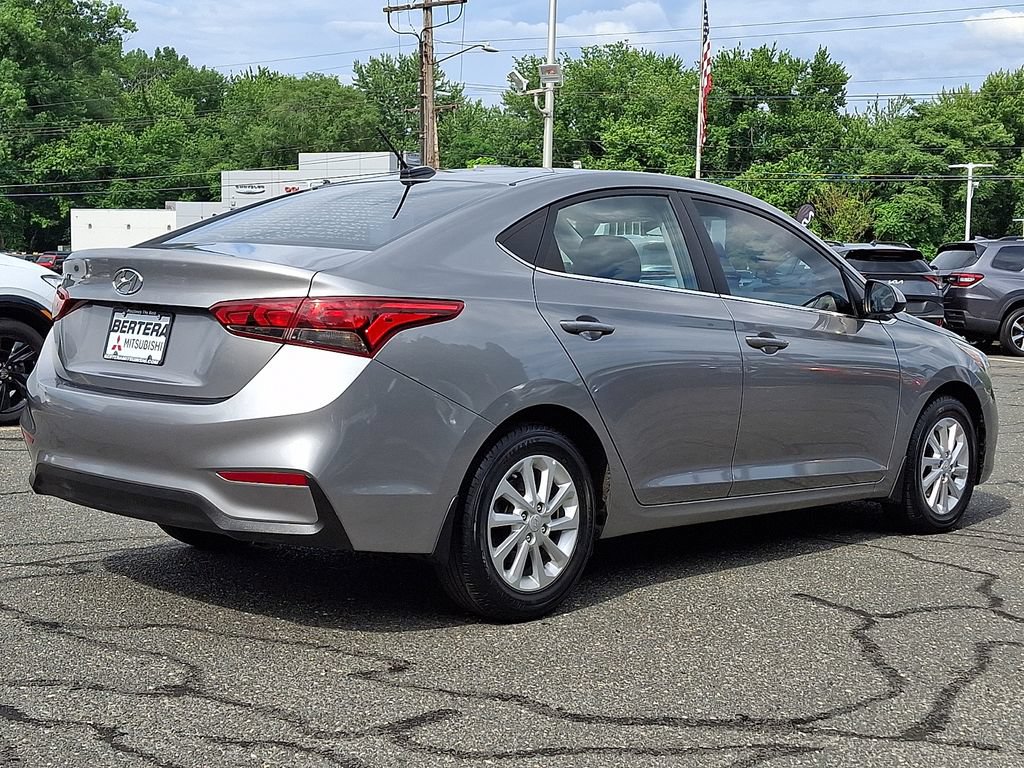 Used 2021 Hyundai Accent SEL FWD image 6