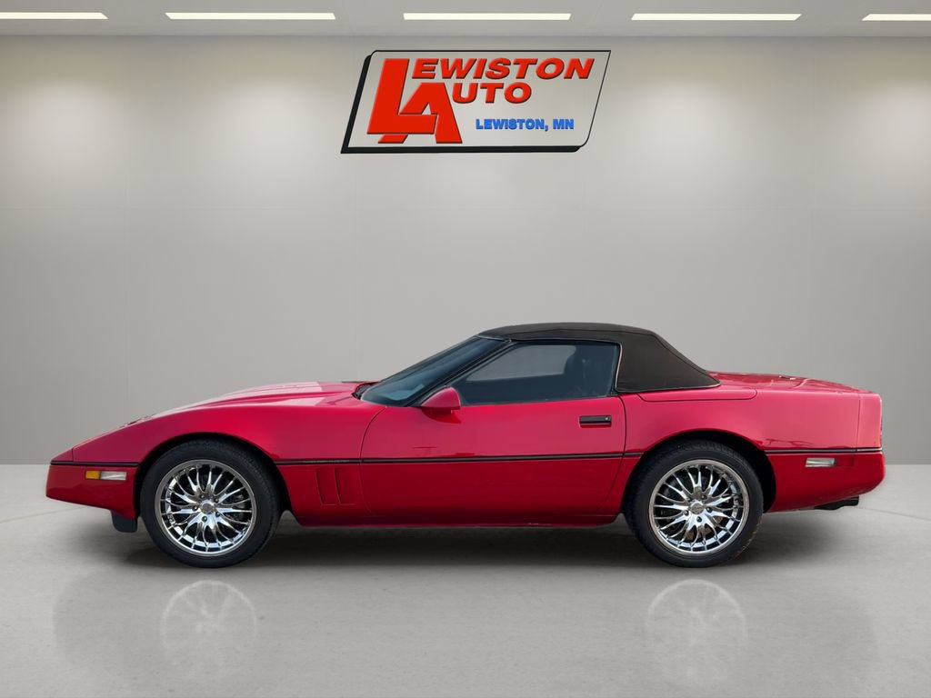 Used 1989 Chevrolet Corvette Convertible RWD image 2