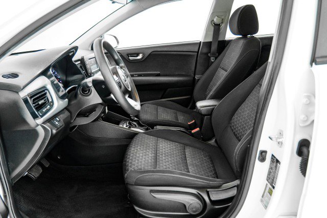 Used 2018 Kia Rio S image 27
