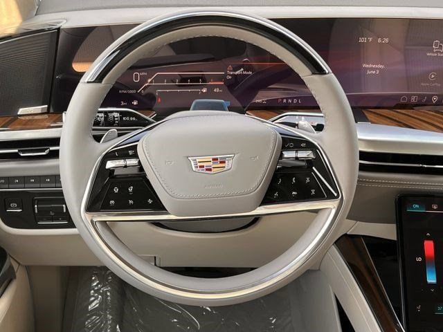 New 2026 Cadillac Escalade ESV Platinum Luxury AWD/4WD image 11