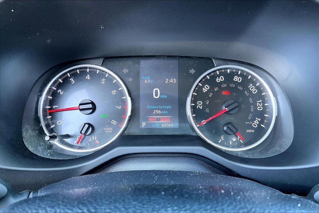 Used 2020 Toyota RAV4 XLE image 12