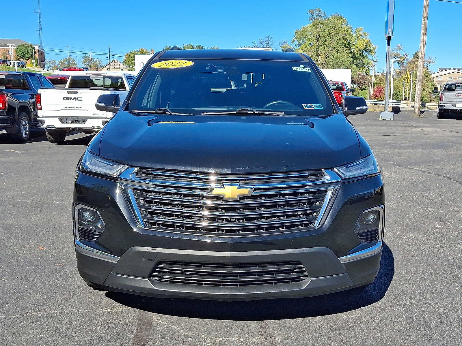 Used 2022 Chevrolet Traverse LT AWD/4WD image 2