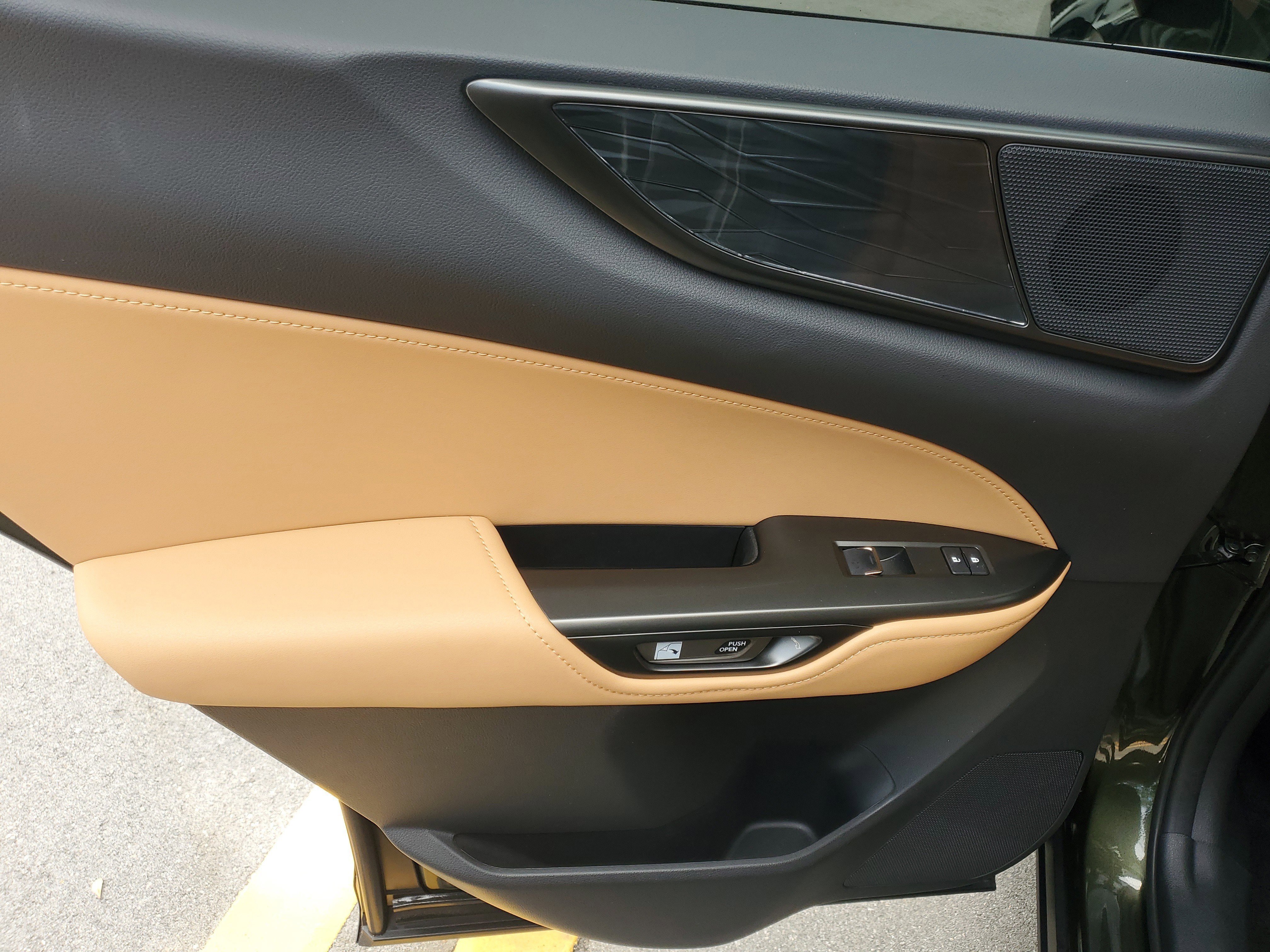 Used 2024 Lexus NX 250 FWD w/ Towing Package (2000 Lbs) image 14