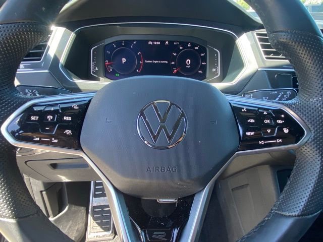 Used 2024 Volkswagen Tiguan SEL R-Line AWD/4WD image 18