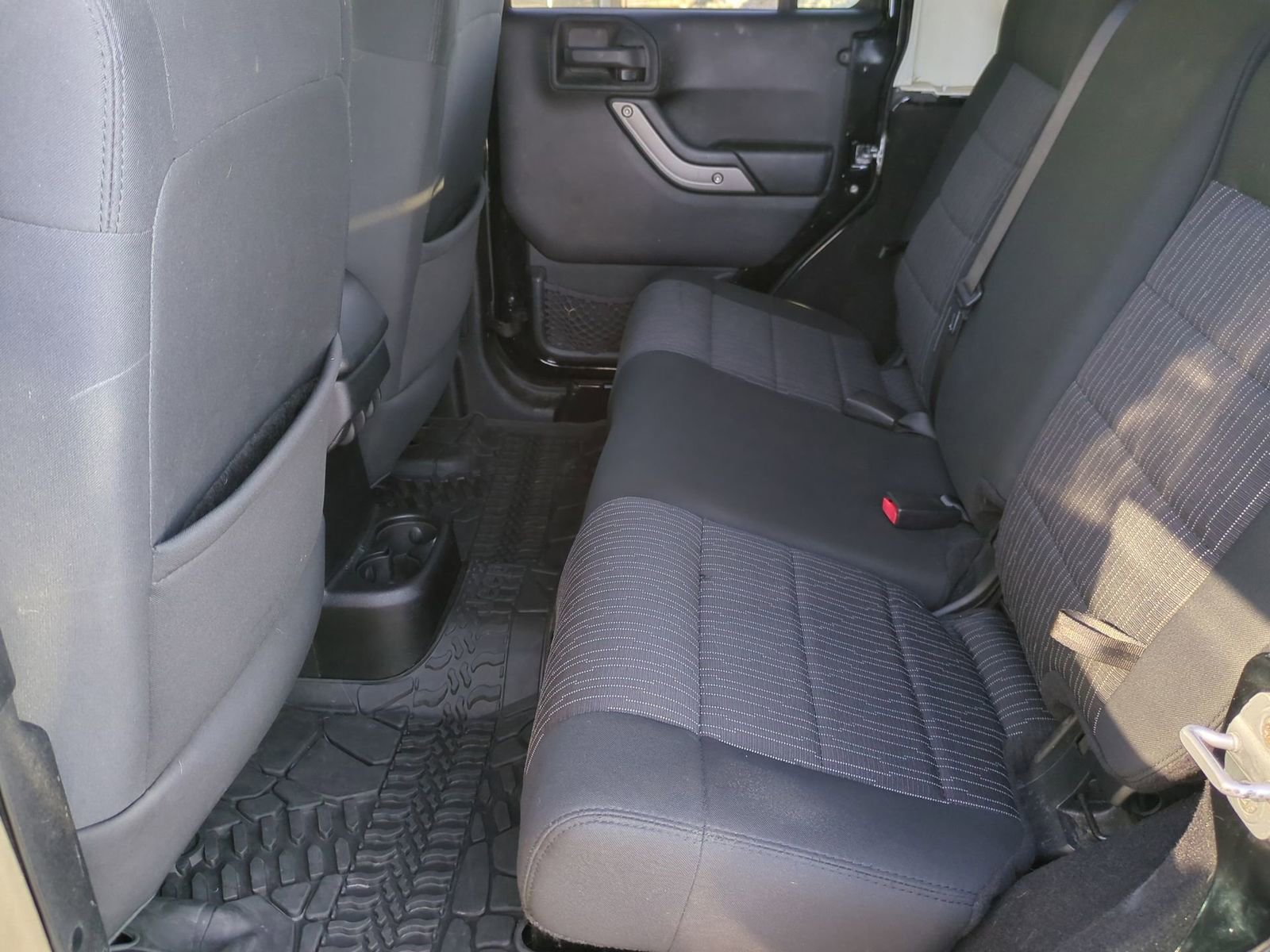 Used 2012 Jeep Wrangler Unlimited Sport image 23