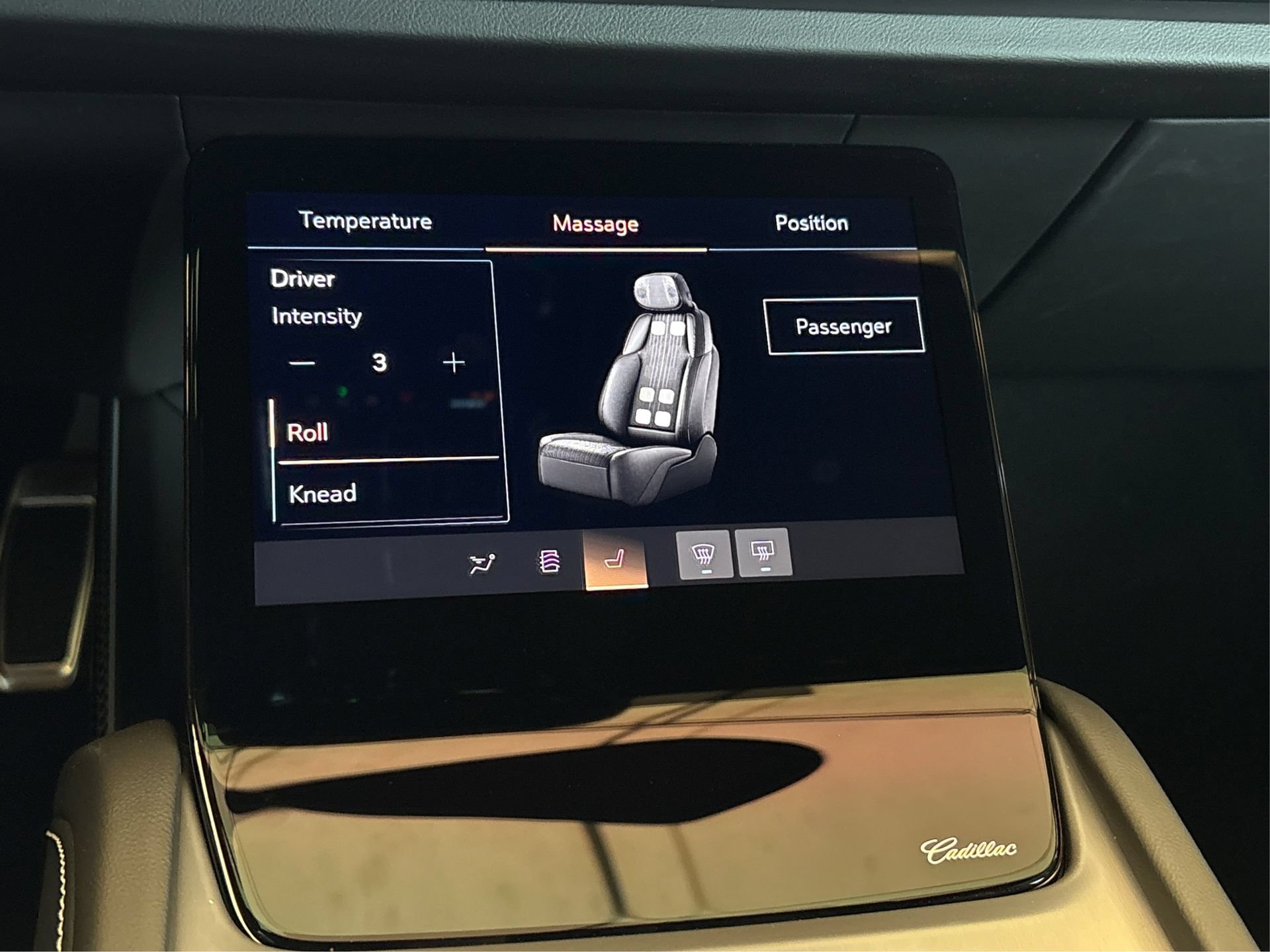 New 2027 Cadillac Vistiq Sport AWD/4WD image 31