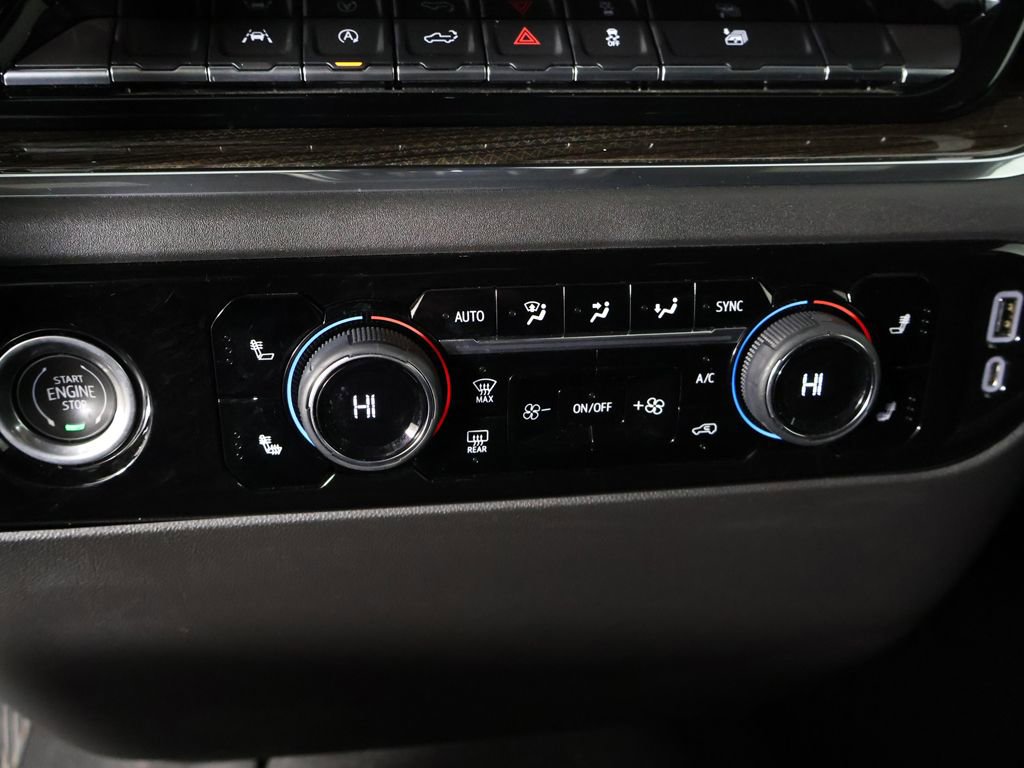 Used 2023 Chevrolet Silverado 1500 LT AWD/4WD image 39