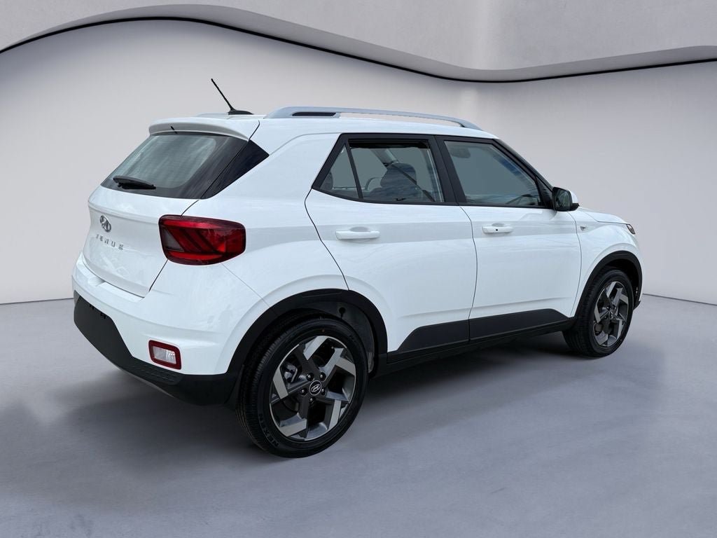 New 2026 Hyundai Venue SEL FWD image 5