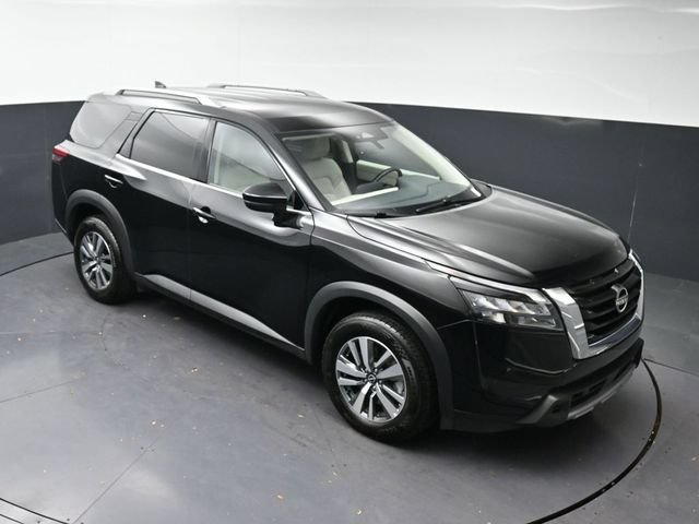 Used 2025 Nissan Pathfinder SL FWD image 24