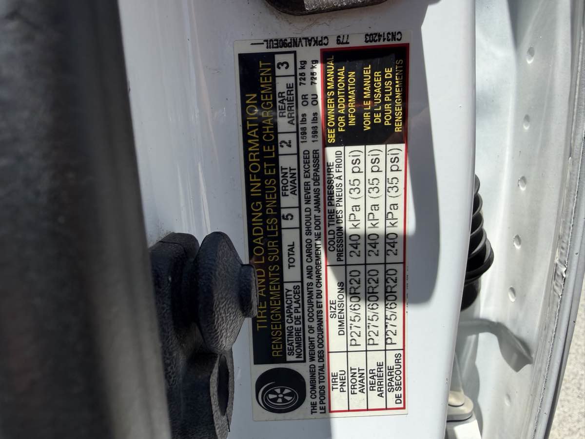 Used 2012 Nissan Titan SL RWD image 15