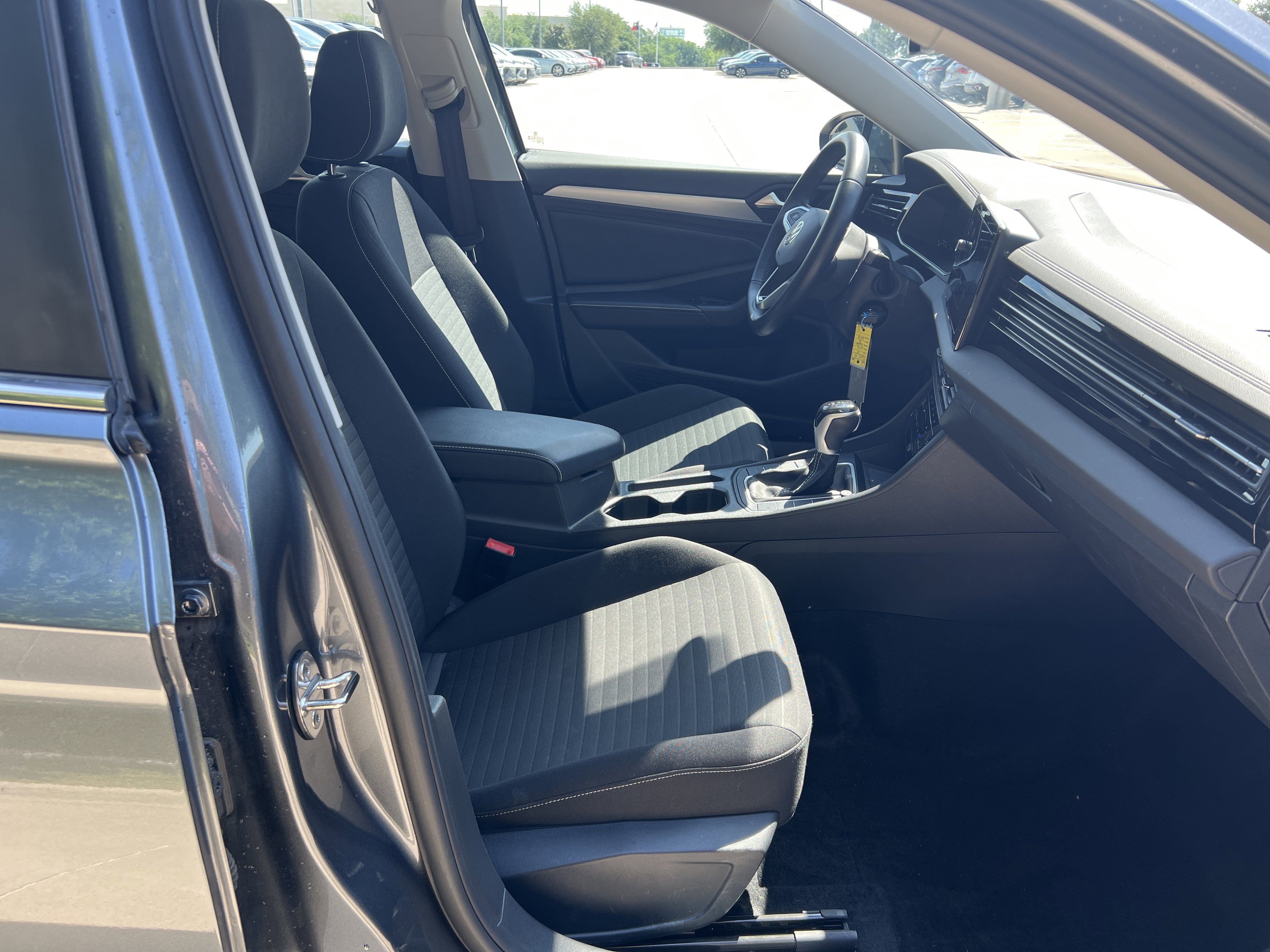 Used 2025 Volkswagen Jetta S FWD image 27