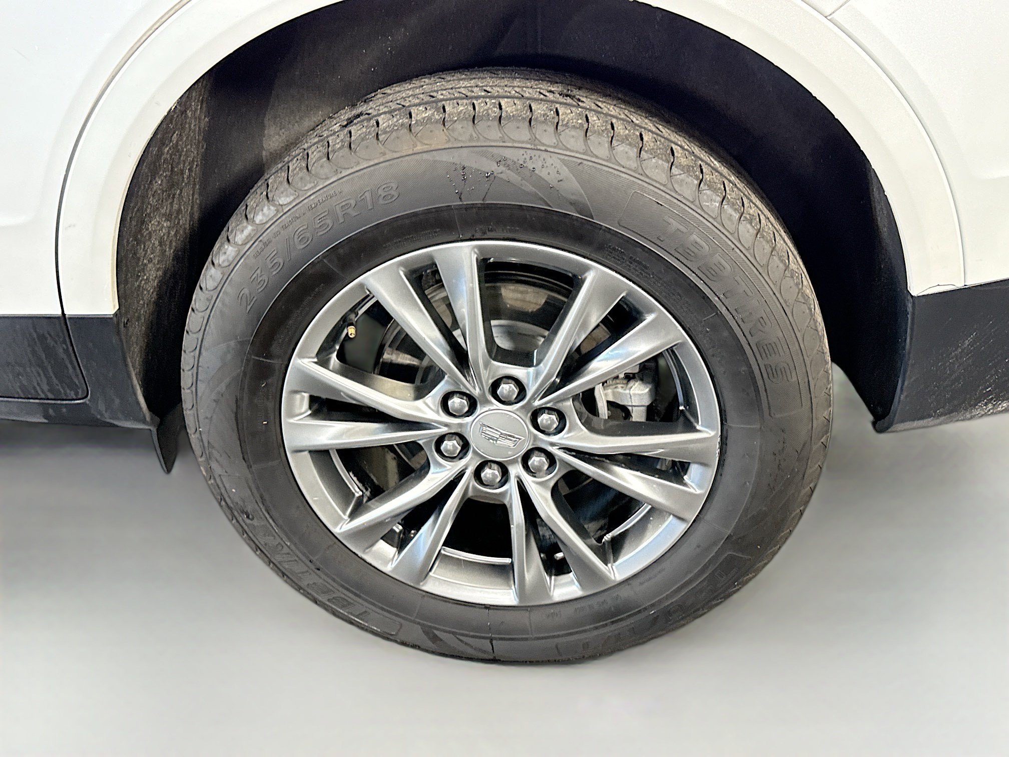 Used 2023 Cadillac XT5 Premium Luxury AWD/4WD image 37