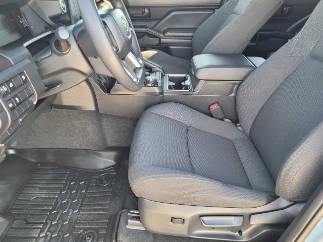 Used 2026 Toyota 4Runner SR5 AWD/4WD image 19
