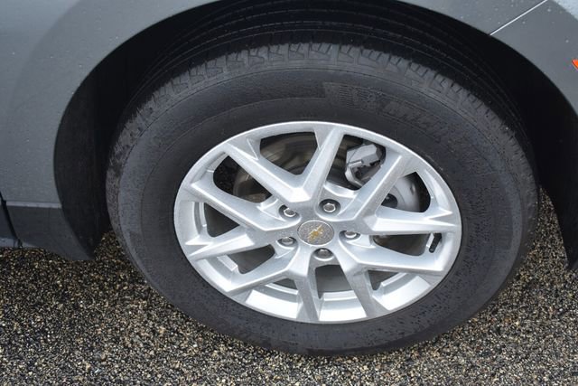 Used 2024 Chevrolet Equinox LT w/ LPO, Floor Liner Package FWD image 12