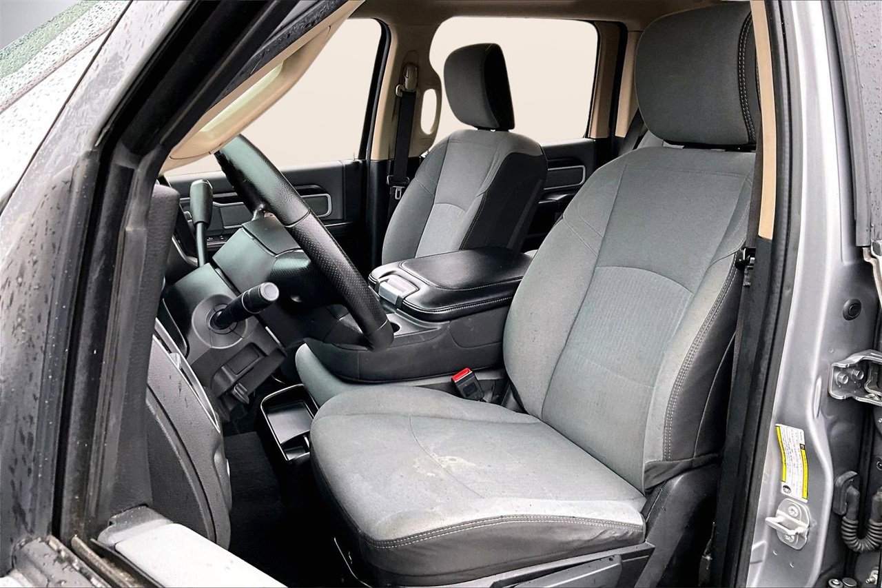 Used 2019 RAM 2500 Big Horn image 20