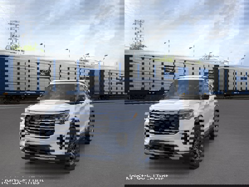 New 2026 Ford Explorer Active image 2