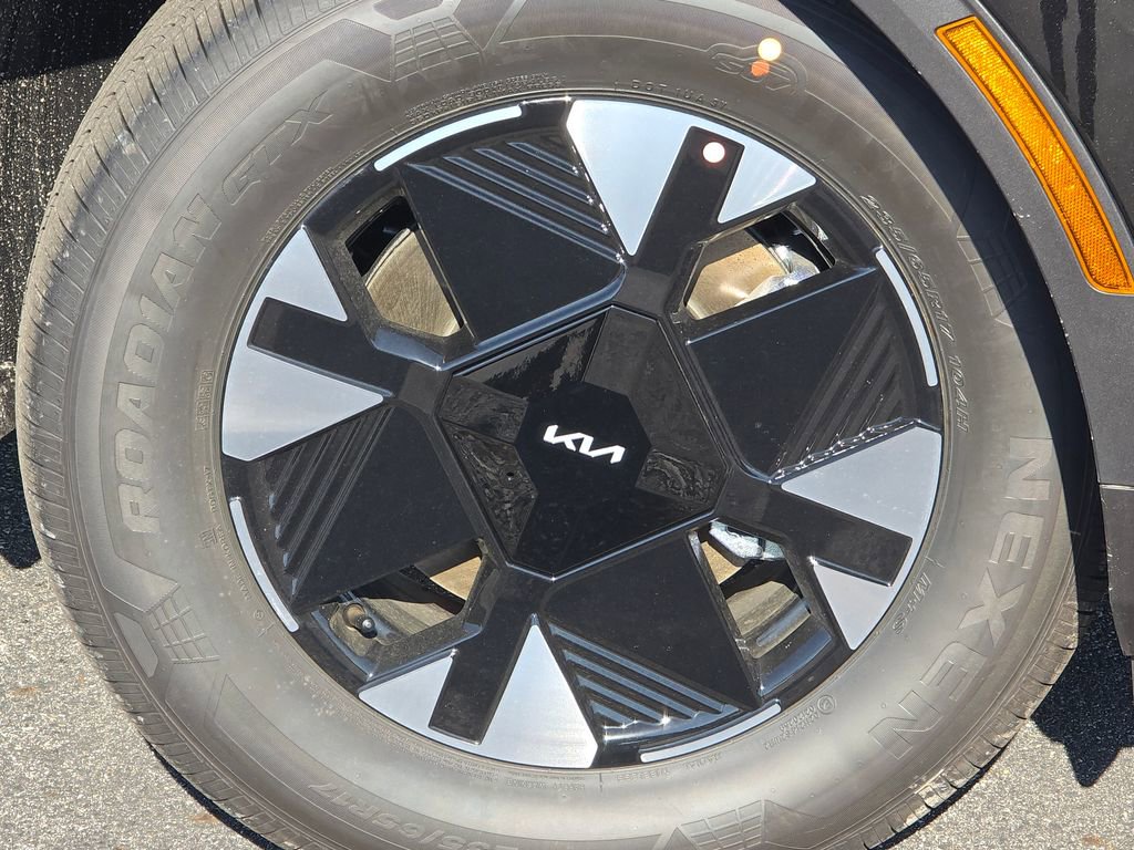 New 2026 Kia Sportage LX image 9