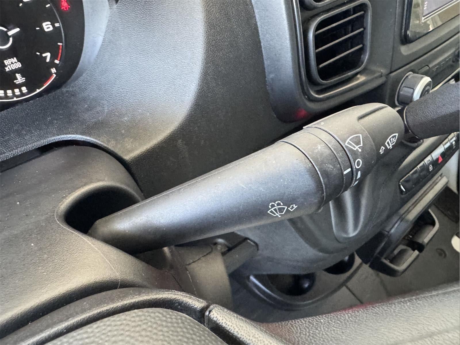 Used 2025 RAM ProMaster 2500 FWD image 13