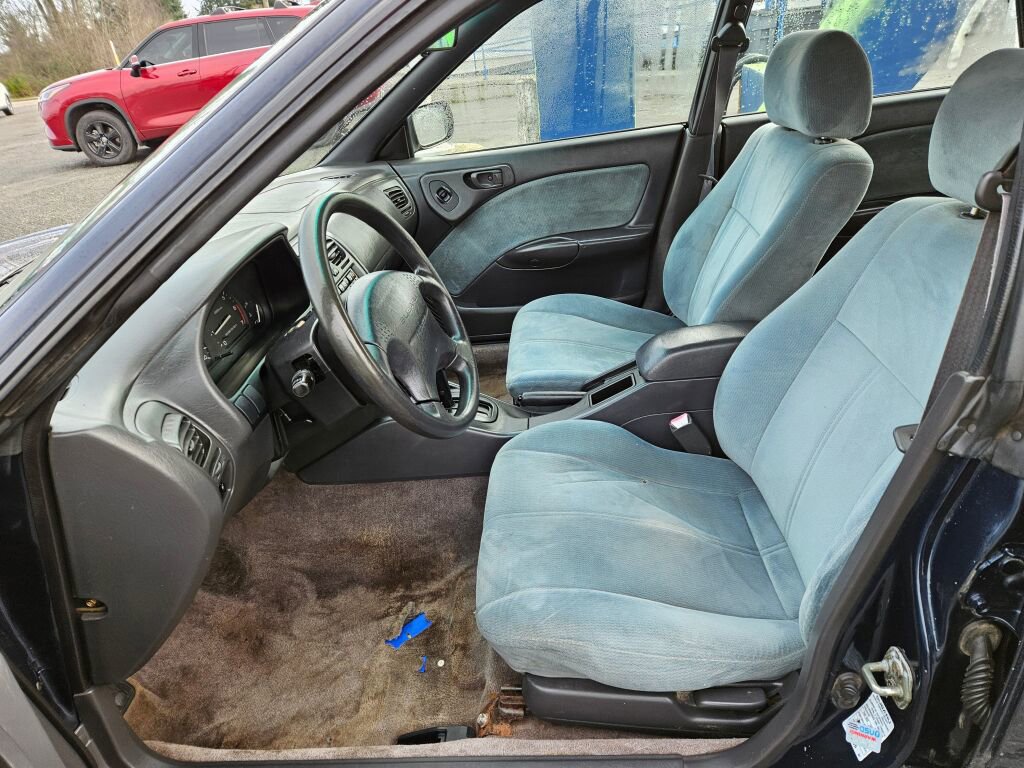 Used 1996 Subaru Legacy L image 10