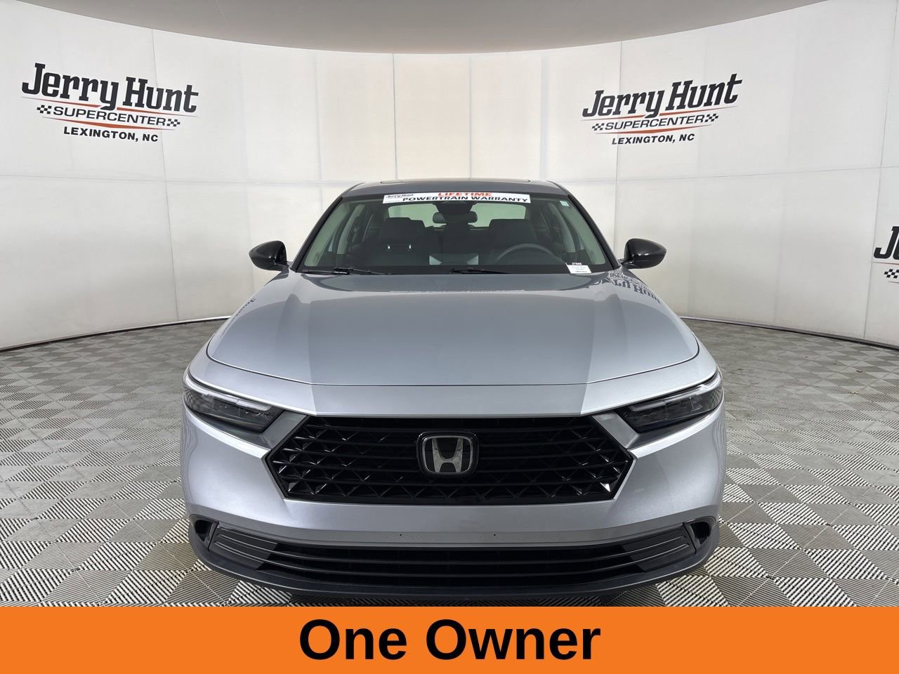 Used 2025 Honda Accord SE image 3