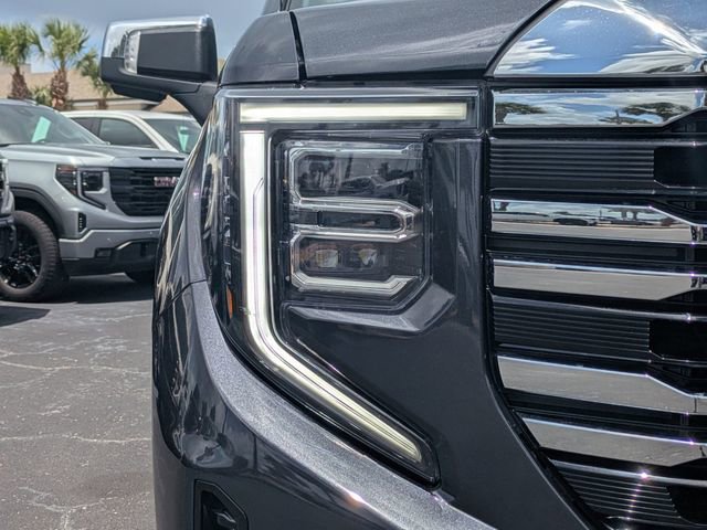 Used 2025 GMC Sierra 1500 SLT AWD/4WD image 10