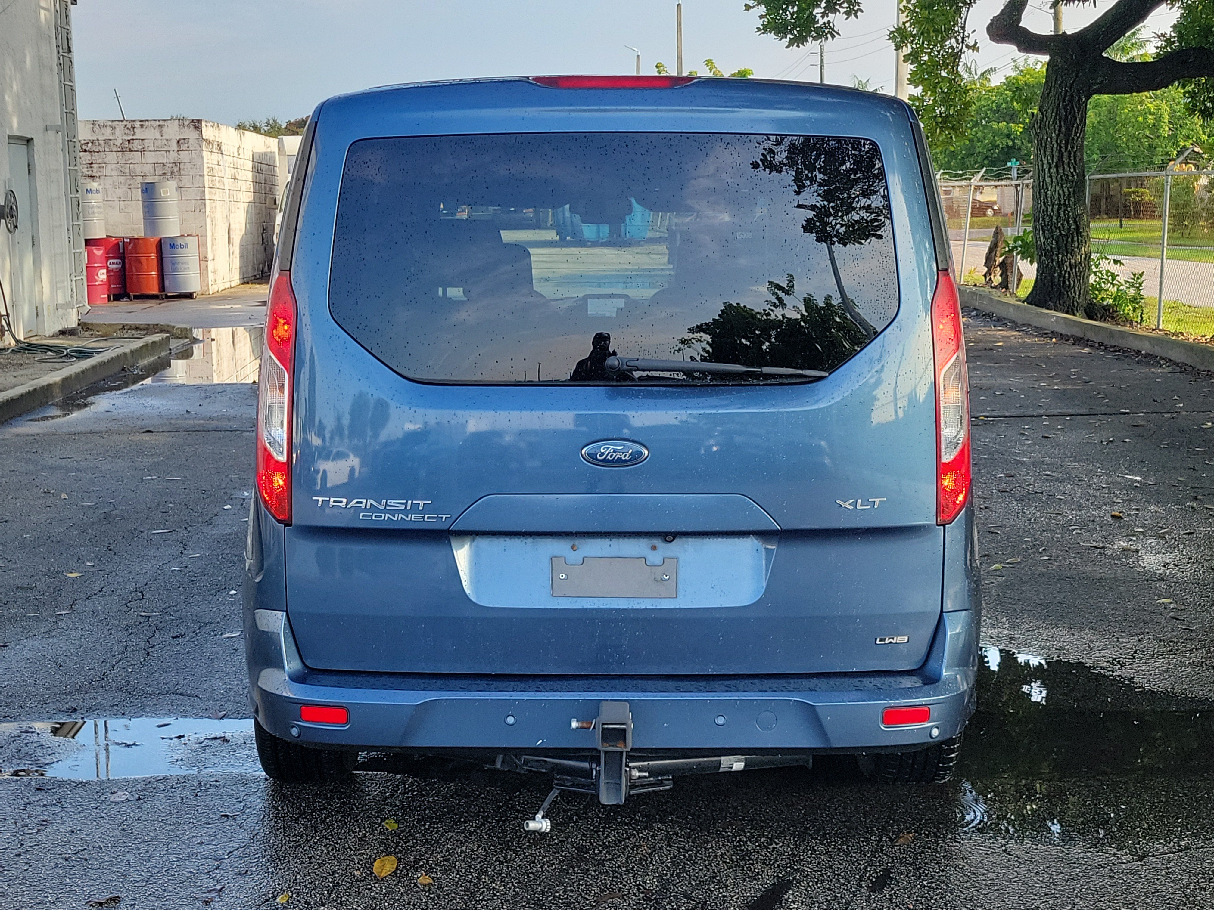 Used 2020 Ford Transit Connect XLT FWD image 4