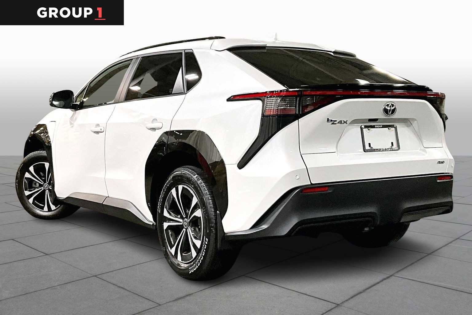 Used 2023 Toyota bZ4X XLE image 11